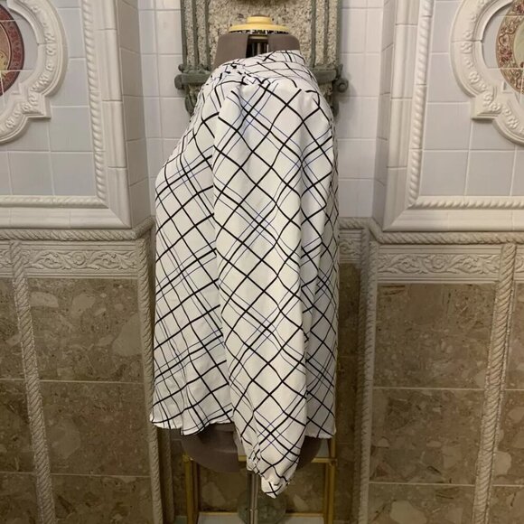 212 COLLECTION. Sz XL. Button Up. Long Sleeve. Poly Blouse. White Plaid. B86 - Picture 5 of 7